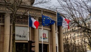 Fransa, İngilizce’yi AB toplantılarından çıkarmayı planlıyor