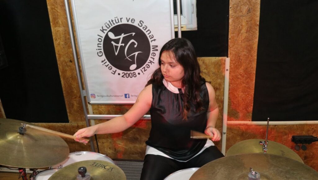 Gaziantepli Heva Kale bateride dünya birincisi