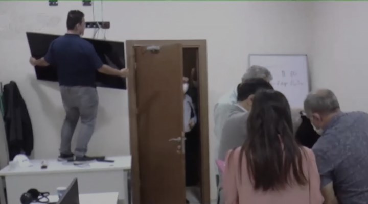 İmamoğlu’nun haciz gönderdiği Akit’ten “Ümmetin sesini susturamazsınız” manşeti