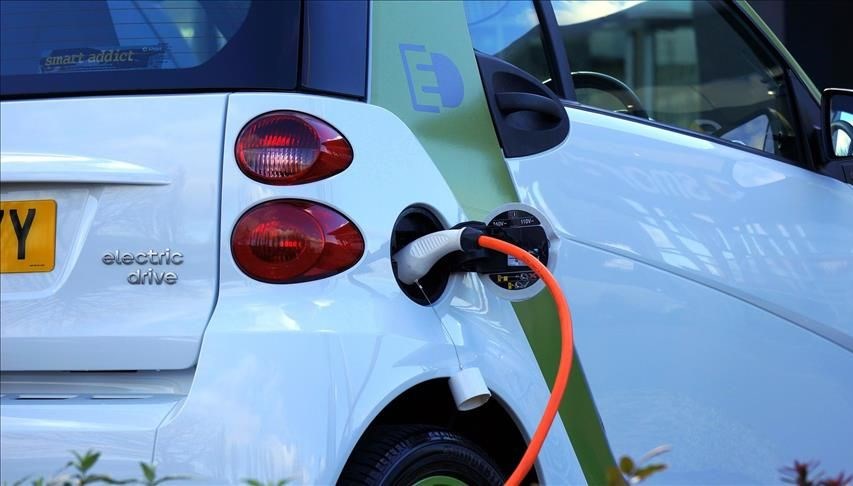 Kanada’dan elektrikli araba kararı
