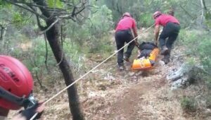 Likya yolunda yürüyüş yapan gurbetçi, kayalıklardan düşerek hayatını kaybetti