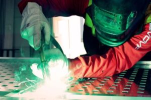 Lincoln Electric Türkiye’den, çok istikametli ve kullanımı kolay yeni kaynak makinesi