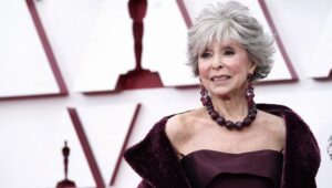Rita Moreno, In The Heights sineması savunması nedeniyle özür diledi