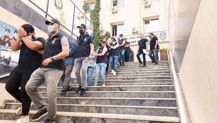 ‘Sazan sarmalı’yla 90 milyon liralık vurgun