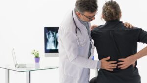 Skolyoz hastalığında erken teşhisin ehemmiyeti