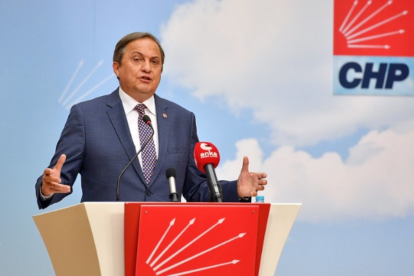 Torun, Erdoğan’a seslendi: “Belediye yönetmek istiyorsan o makamı bırak”