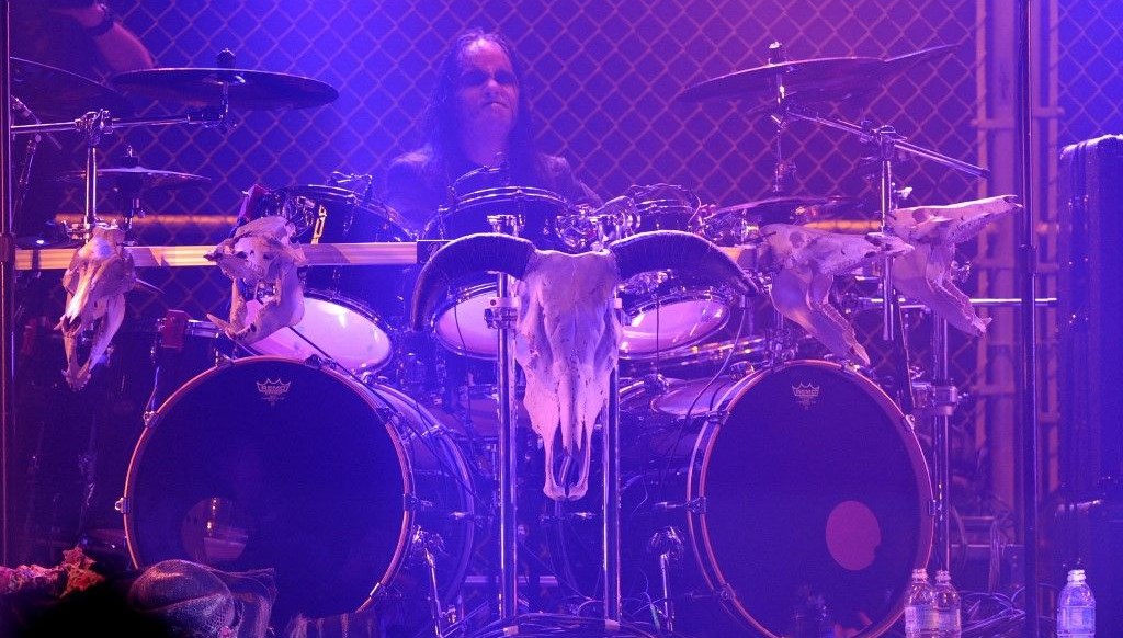 Metal grubu Slipknot’ın davulcusu Joey Jordison 46 yaşında hayatını kaybetti
