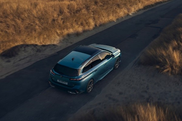 70 yıllık station wagon geleneği yeni 308 SW’yle devam ediyor