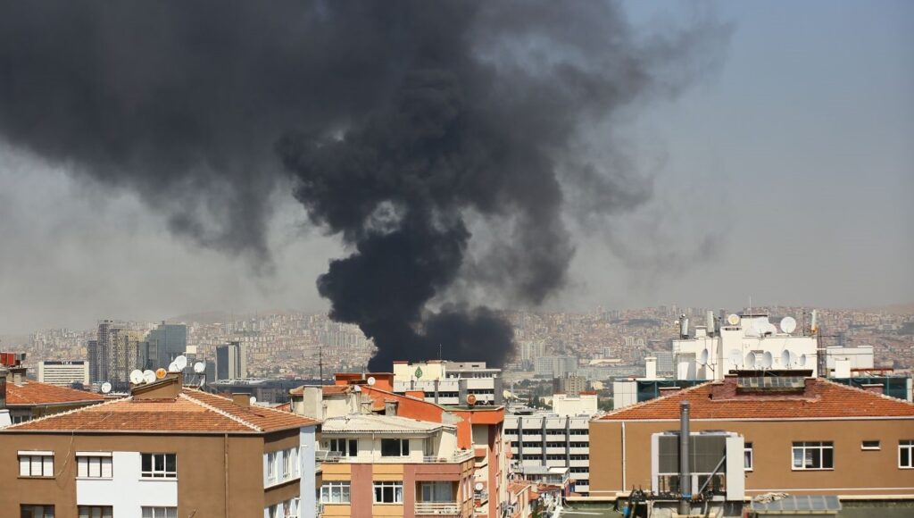 Ankara’da hastane inşaatında yangın