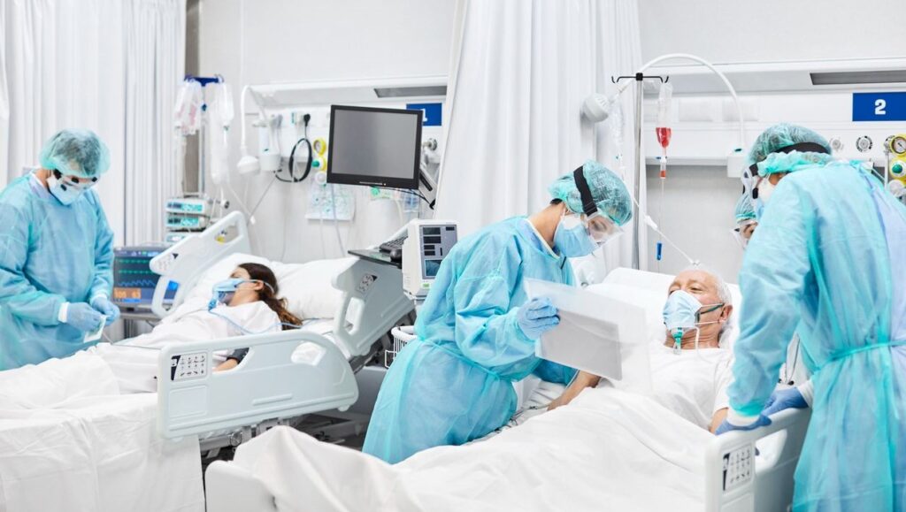 CDC: Aşısız kişilerin virüs ile enfekte olma ihtimali 5, hastaneye yatma ihtimali 29 kat daha fazla