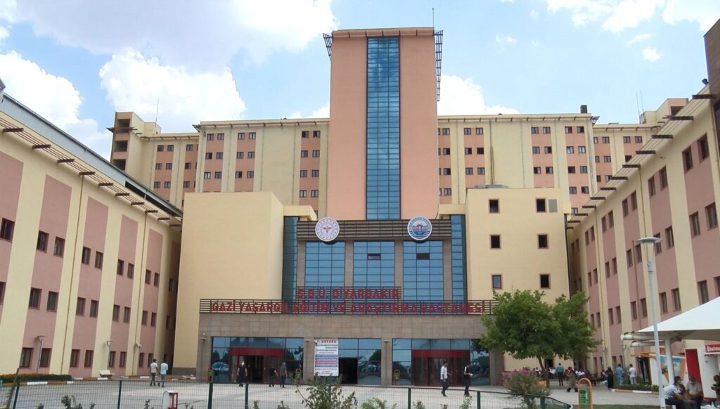 Diyarbakır’da taziyeye giden 30 kişi corona virüse yakalandı