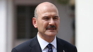 İçişleri Bakanı Soylu: Orman yangınları üzerinden kardeşliğimizi hedef alarak daha büyük yangınları tutuşturmak isteyenleri tanıyoruz