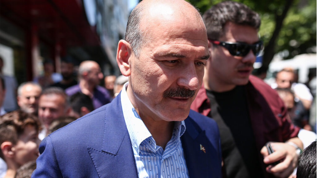 İçişleri Bakanı Soylu: Siyaset sorumluluğu alanlar Batı’nın elemanlığını yaparak fitne tohumu ekmemeli, bu hatırlatmanın bir nedeni var