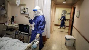 İsrail’de 7 devlet hastanesi yeni Covid-19 hastası kabul etmeyecek