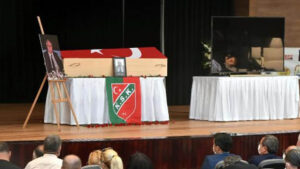 ‘İzmir Baba’ Sancar Maruflu, son yolculuğuna uğurlandı