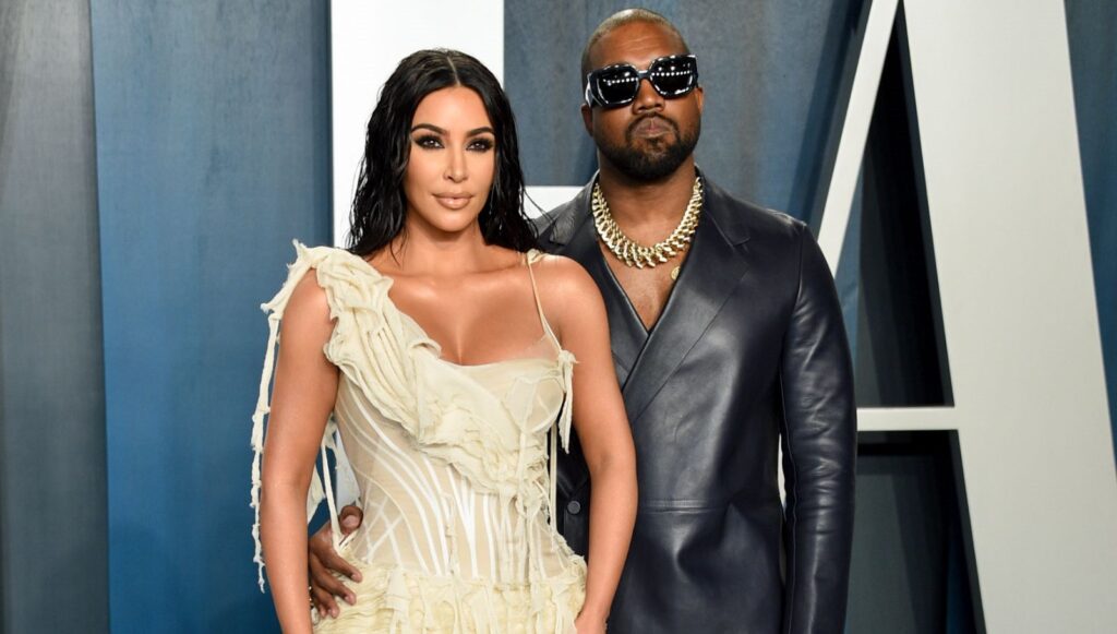 Kanye West, Kim Kardashian’la düğününü yeniden canlandırdı
