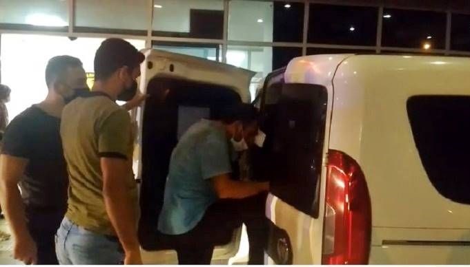 Kına gecesinde damat yeğeni ve annesini bıçakladı