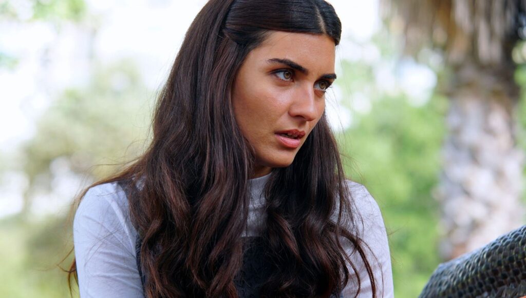 Rusya’nın reklam yüzü Tuba Büyüküstün