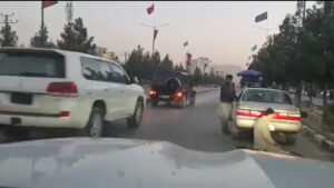 Taliban: Türkiye’nin Kabil Büyükelçisi ve diplomatlar, büyükelçiliği yeniden açmak için havalimanından geri döndü