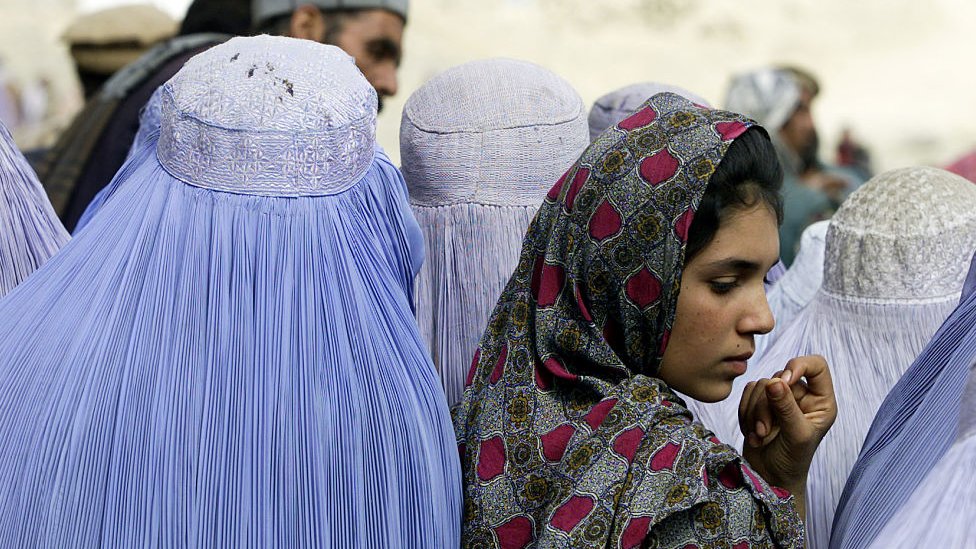 Taliban’la birlikte Afganistan’da kadınların ve kız çocuklarının hangi kazanımları tehdit altında?