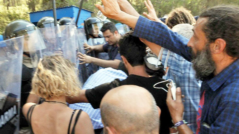 Tarkan’dan Akbelen Ormanı paylaşımı: Ülkemizin dört bir yanında ormanlarımız katlediliyor, rahat bırakın doğayı artık