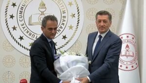 Yeni Milli Eğitim Bakanı Özer’den yüz yüze eğitim açıklaması: Vakaların sıfırlanmasını bekleyemeyiz