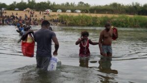 ABD’nin Haiti Özel Temsilcisi, ‘Göçmenlerin sınır dışı edilmesi insanlık dışı’ diyerek istifa etti