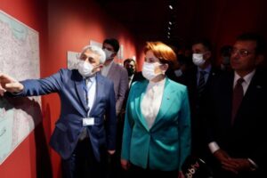 Akşener: “Cumhuriyetin değerlerinden uzaklaşıldığında tek adam rejimi olur”
