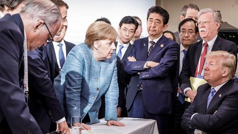 Angela Merkel’in dış politikada bıraktığı izler