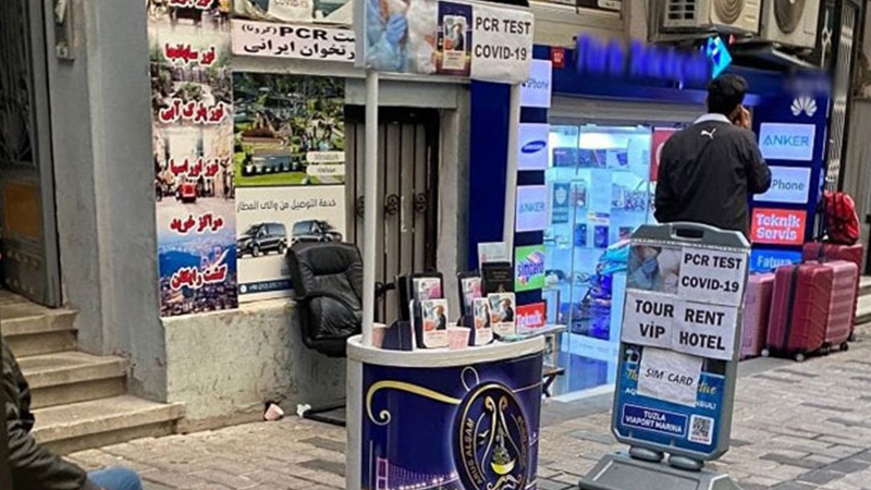 Beyoğlu’nda ‘kaçak tur’ stantlarına denetim