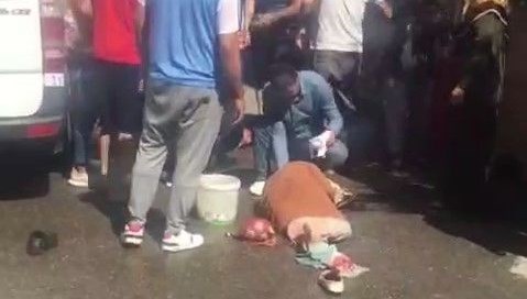 Boşanma aşamasındaki eşine sokak ortasında dehşeti yaşattı: Yaklaşırsanız sizi de vururum