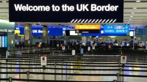 Covid aşısı: İngiltere Türkiye’de yapılan aşıları neden tanımıyor, bu karar değişebilir mi?