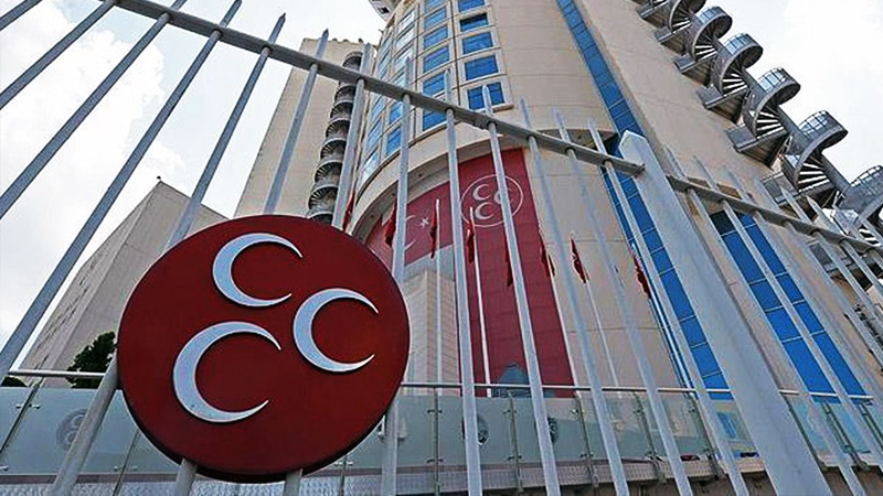 Fehmi Koru: Hayatı pahalı hale getiren ucuzluğu sağlayamaz; MHP ufaktan itirazlara başladı
