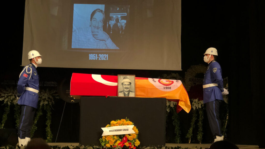 Ferhan Şensoy son yolculuğuna uğurlanıyor