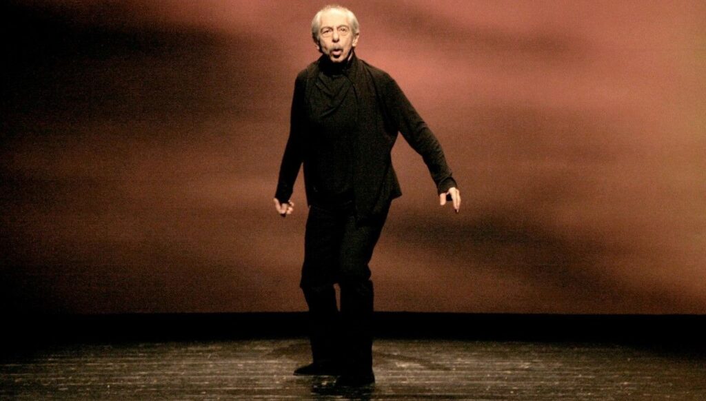 Genco Erkal İnsanlarım oyunuyla Ankara’da