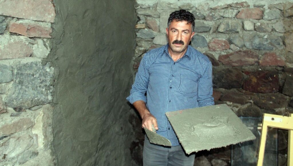 İnşaat işçisi 45 dakikada tüm birikimini kaybetti