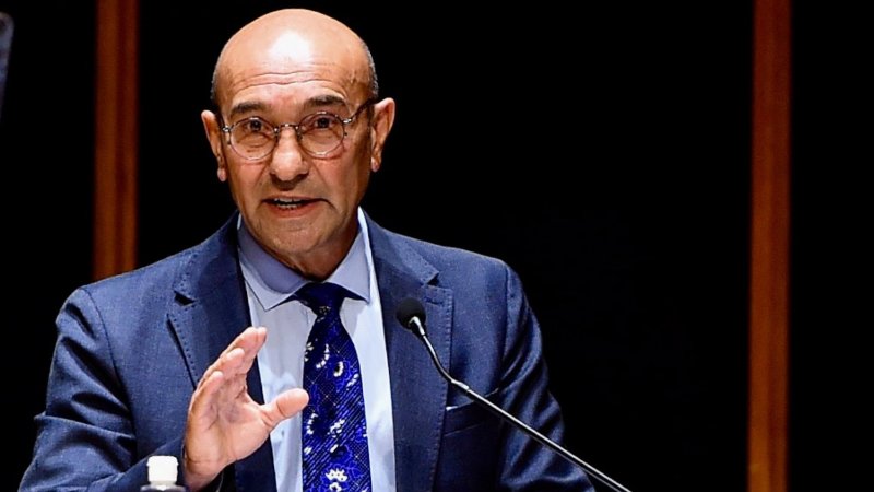 İzmir’de öğrencilerin barınma problemine Tunç Soyer el attı; iki yurt kiralandı
