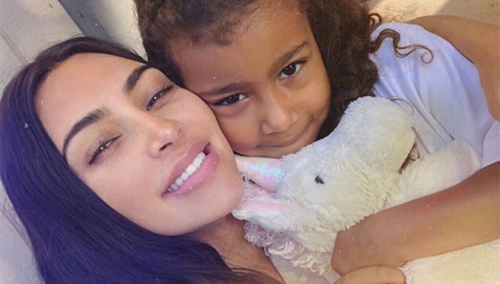 North West’ten Kim Kardashian’a: Anne videolarında neden farklı konuşuyorsun?
