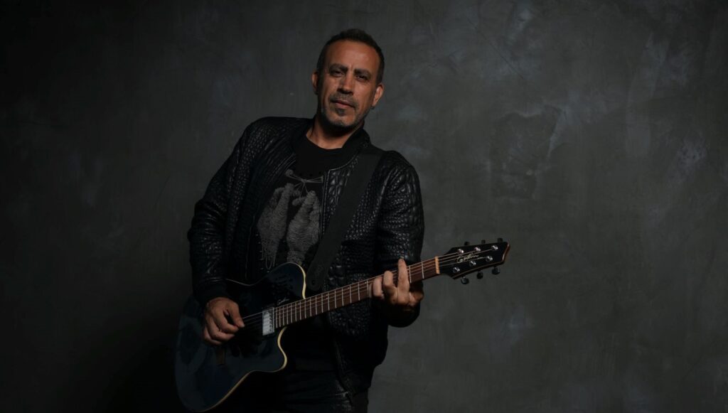 Rus Kızılordu Korosu’ndan Haluk Levent’e geçmiş olsun mesajı