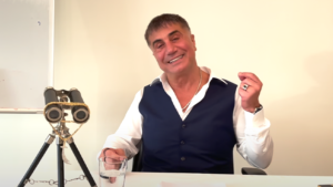 Sedat Peker’den ‘ironili’ Rabia göndermesi: Kızlarının isimlerini değiştirseler acaba daha mı uygun olur?