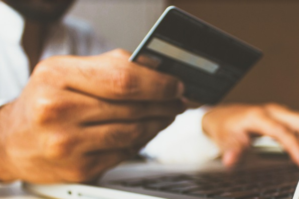 VakıfBank kredi kartıyla alışverişe 2 ay erteleme