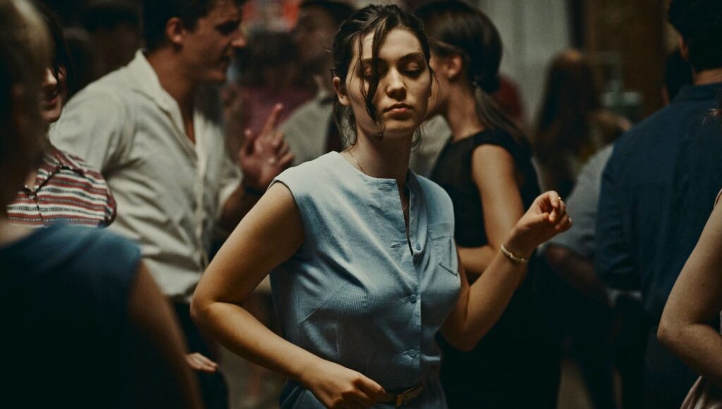 Antalya Altın Portakal Film Festivali’nde filmdeki sahnelerden etkilenen seyirciler baygınlık geçirdi