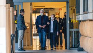 Bill Clinton taburcu edildi