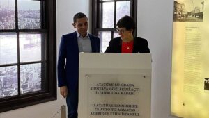 BioNTech’in kurucuları Türeci ve Şahin, Selanik’te Atatürk Evi’ni ziyaret etti