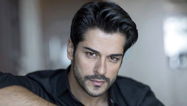Burak Özçivit’e set çalışanlarına hakaret soruşturması