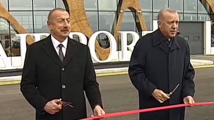 Cumhurbaşkanı Erdoğan, Fuzuli Havalimanı’na inen ilk lider oldu