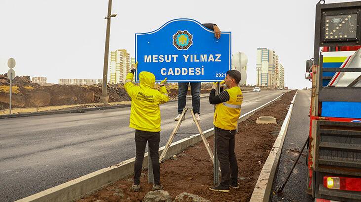 Eski Başbakanlardan Mesut Yılmaz’ın adı Diyarbakır’da bir caddeye verildi