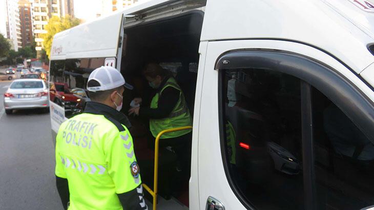 İstanbul’da servis araçlarına denetim; Kadıköy’de korsan öğrenci servisi yakalandı