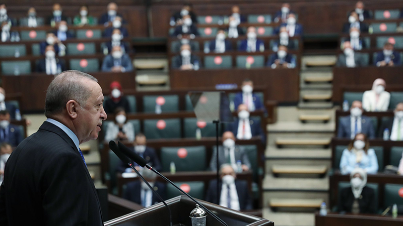 Metropoll anketi: Seçmenin yarısından fazlası, AKP’nin gelecek seçimlerde iktidardan düşeceğini düşünüyor