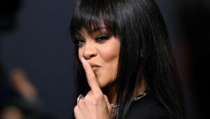 Rihanna’ya kültürel temellük suçlaması